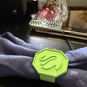 Swarovski Elegant Napkin Rings Set